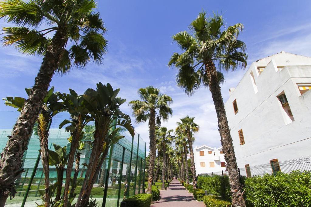 Sunflat Holidays Paradise Punta Prima Appartamento La Pineda Esterno foto
